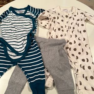 (3) 6-12 month Hanna Andersson. 1 moon long sleeve romper, 2 pants, 1 onesie